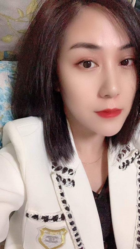 叶梓名品 高新会展温柔少妇